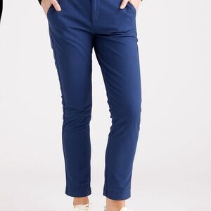 Quince Women's Stretch Cotton Twill Chino’s in Blue size 30
